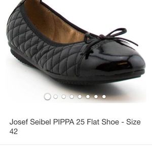 Josef Seibel flat shoes